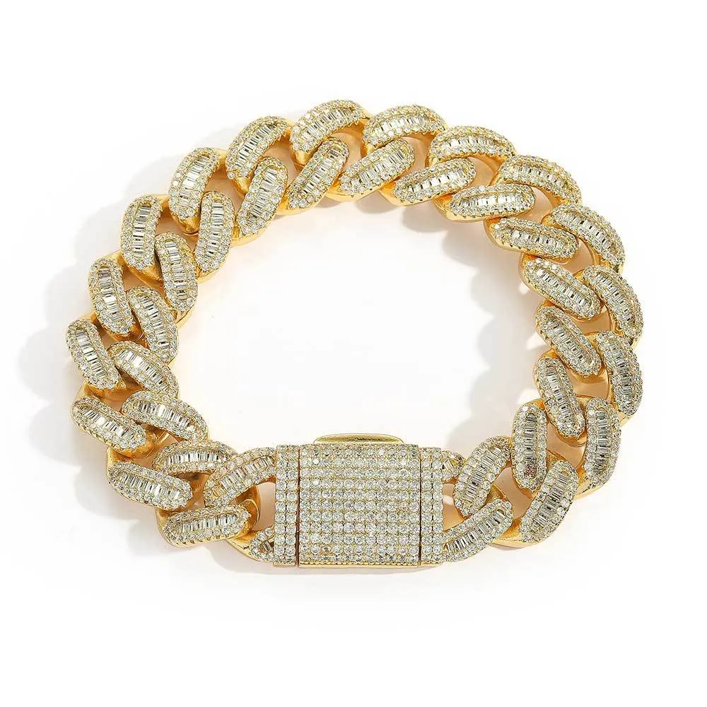Cuban Link Bracelet (Baguette Style) - JewelsBySeraph