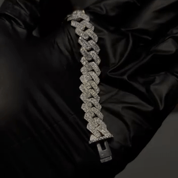 Moissanite + 925 Cuban Link Chain (Prong Style)