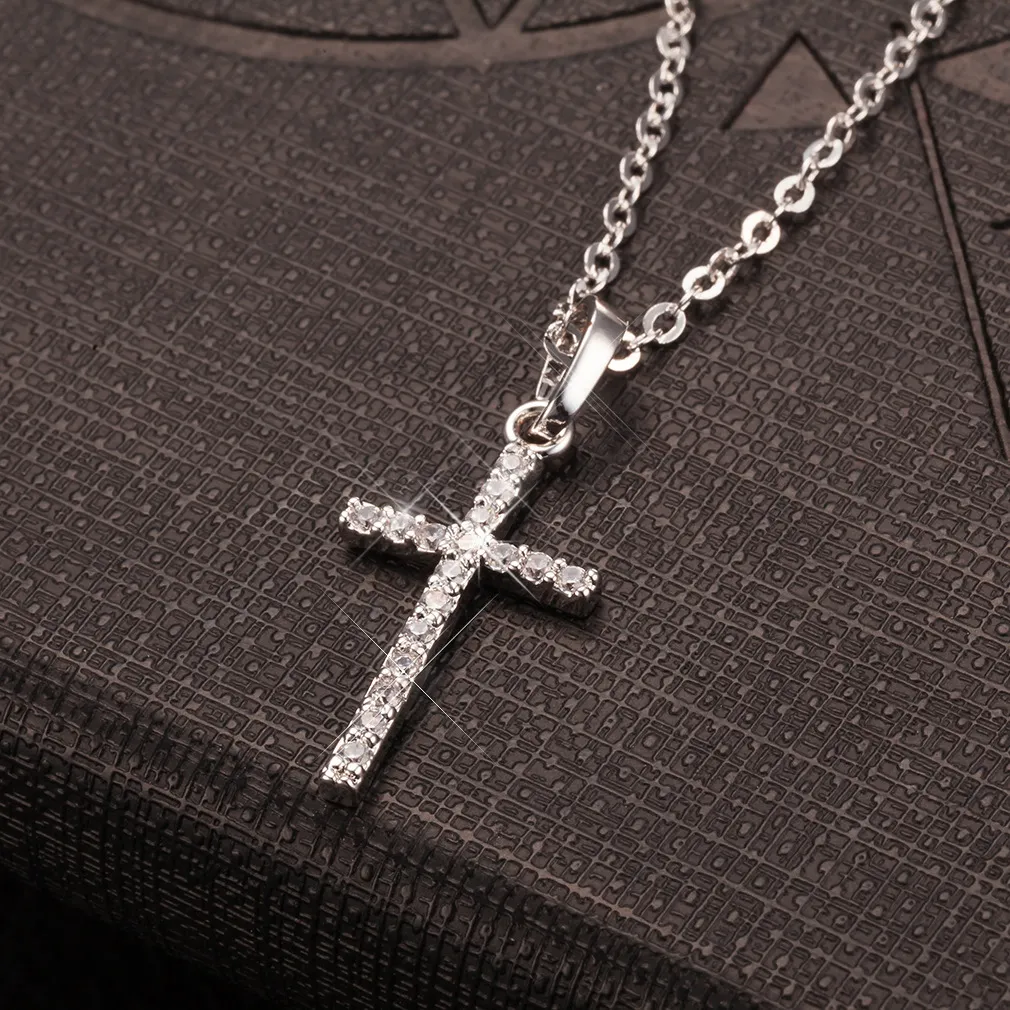 Cross Pendant - JewelsBySeraph